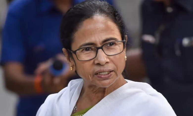 tmc-में-बढ़ा-सियासी-घमासान!-नेता-प्रतिपक्ष-पद,-पार्टी-दफ्तर-के-बाद-अब-बैंक-खाते-पर-भी-विवाद